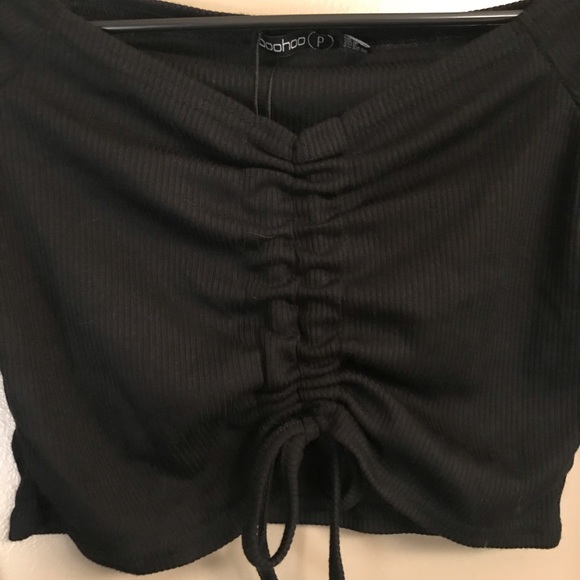 Black boohoo long sleeve crop top - Picture 2 of 2